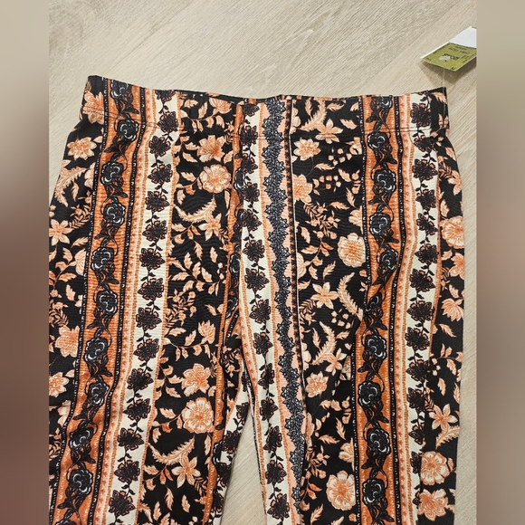 Nwt Pattern Pants - Picture 2 of 3